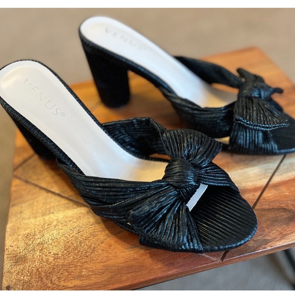 VENUS Shoes - Venus Black Pleated Bow Mule Heels Block Heel Slide Sandals Womens 9.5